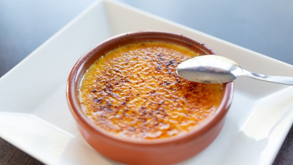 Crème catalane : un dessert emblématique plein de saveurs